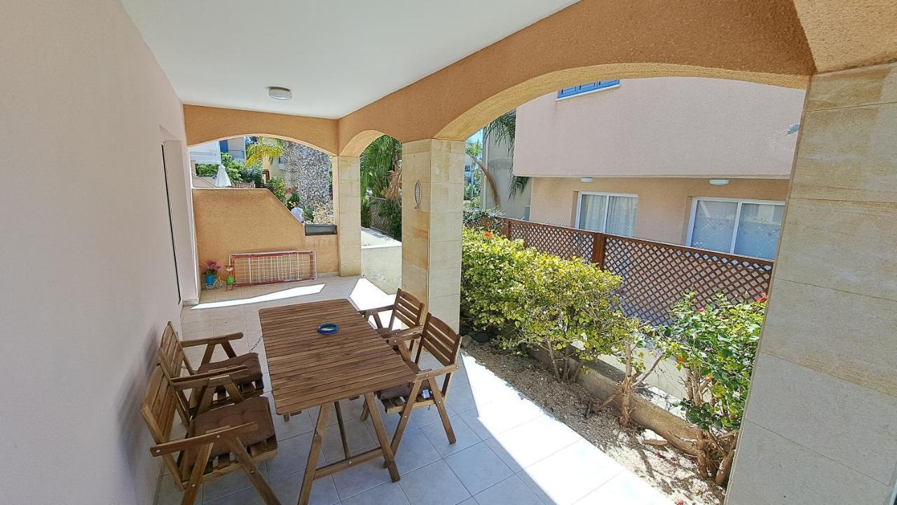 Zom Holiday Apartment Paphos Kültér fotó